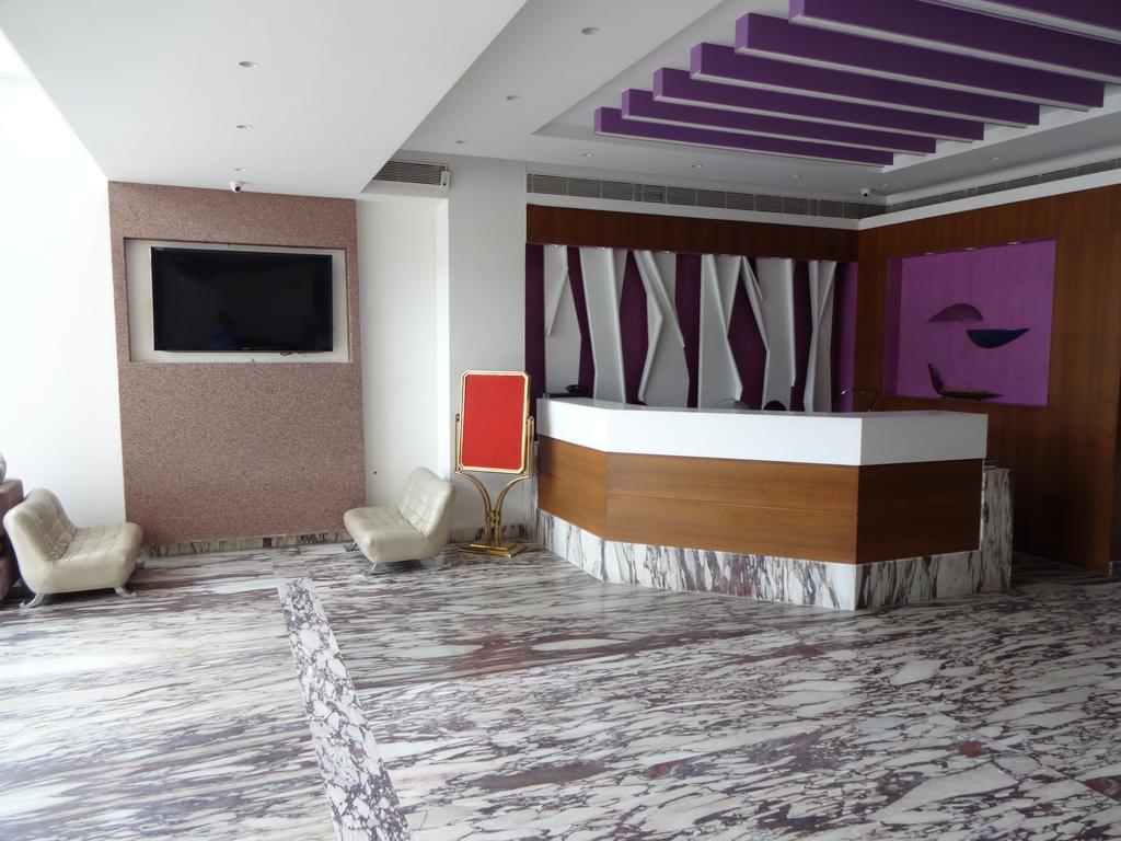 The Arcadia Hotel Coimbatore Buitenkant foto