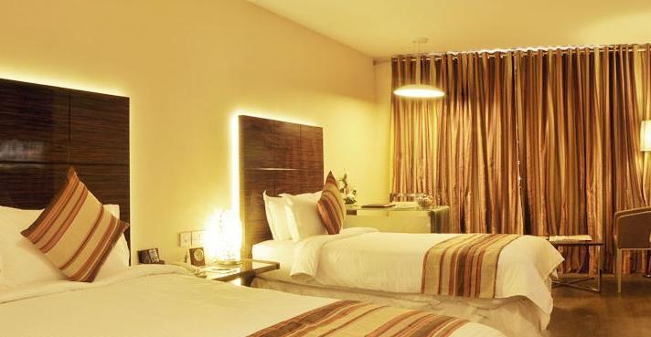 The Arcadia Hotel Coimbatore Buitenkant foto