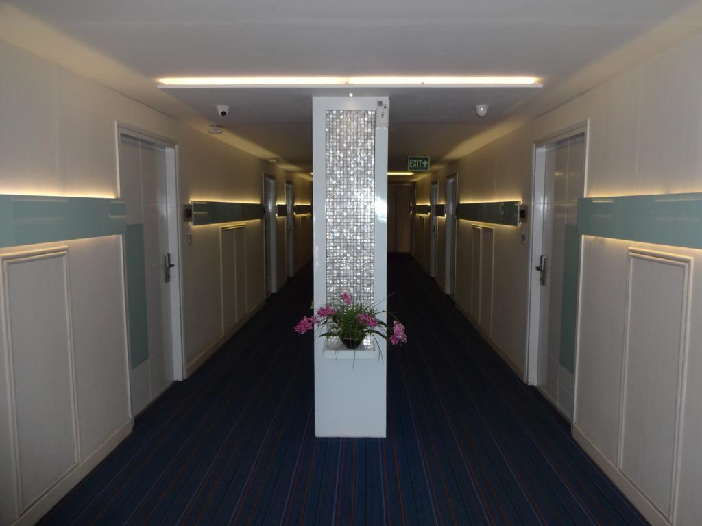 The Arcadia Hotel Coimbatore Buitenkant foto